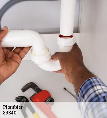 Plombier 83840